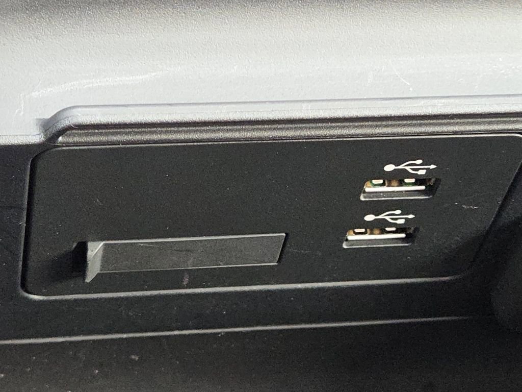 Used 2023 MAZDA MAZDA3 s image 12