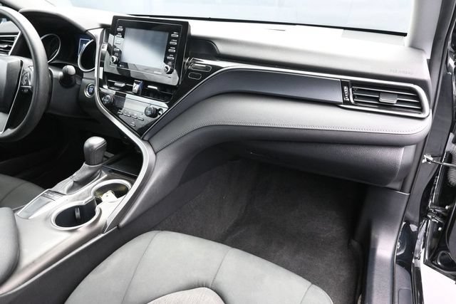 Used 2023 Toyota Camry LE w/ Convenience Package FWD image 34
