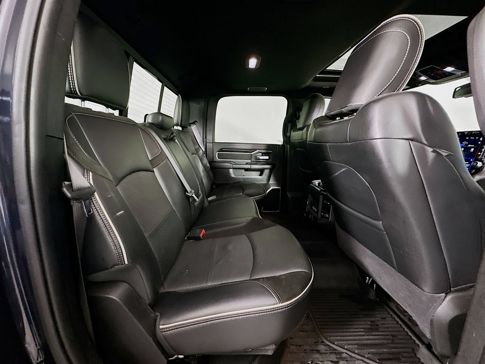 Used 2020 RAM 3500 Laramie AWD/4WD image 30