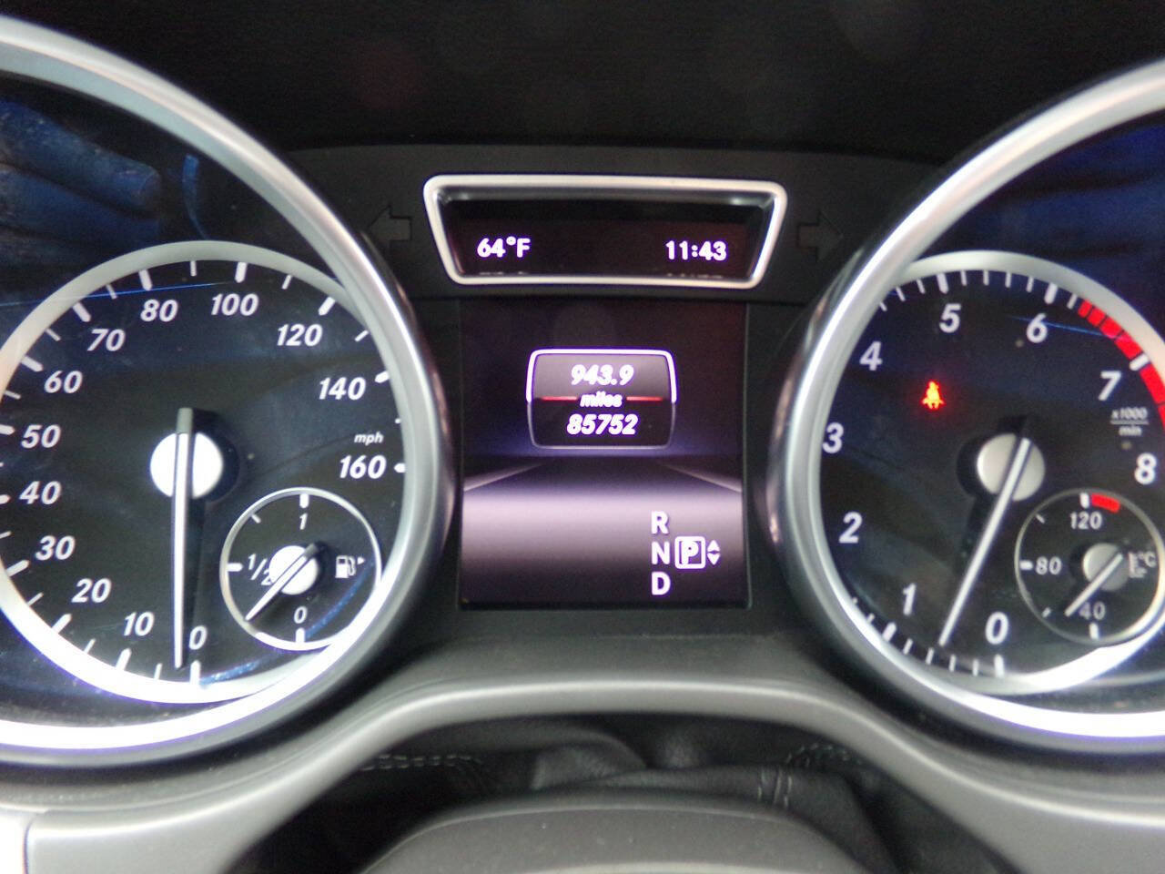 Used 2015 Mercedes-Benz ML 350 2WD image 6