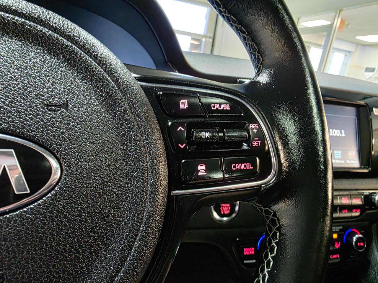 Used 2018 Kia Niro Touring image 29