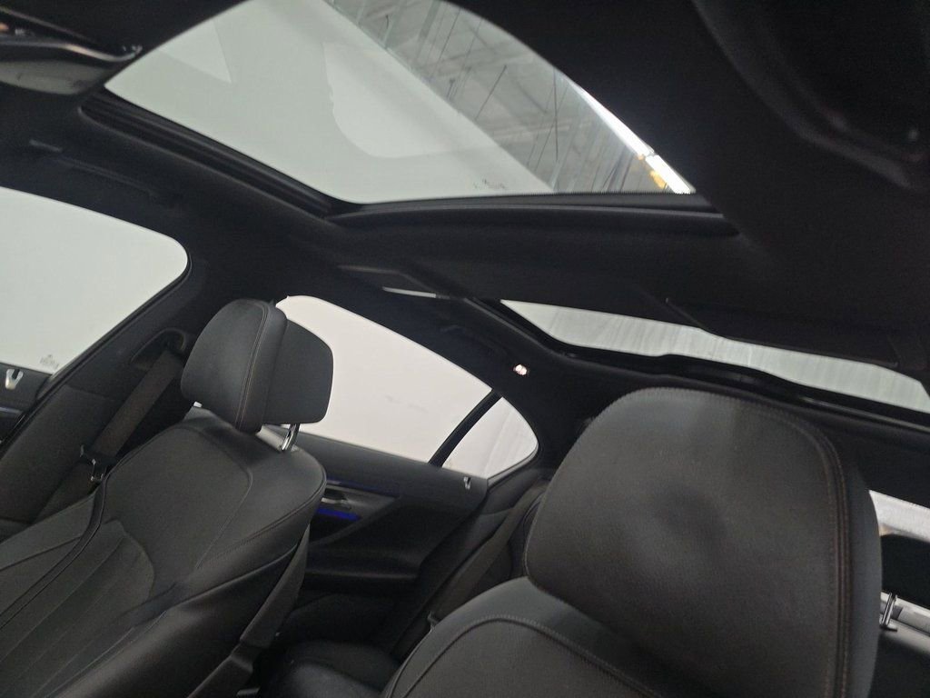 Used 2021 BMW 740i w/ M Sport Package RWD image 24
