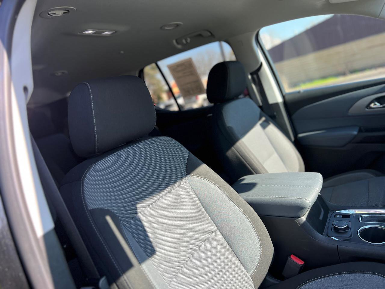 Used 2020 Chevrolet Traverse LT w/ LPO, Cargo Package AWD/4WD image 48