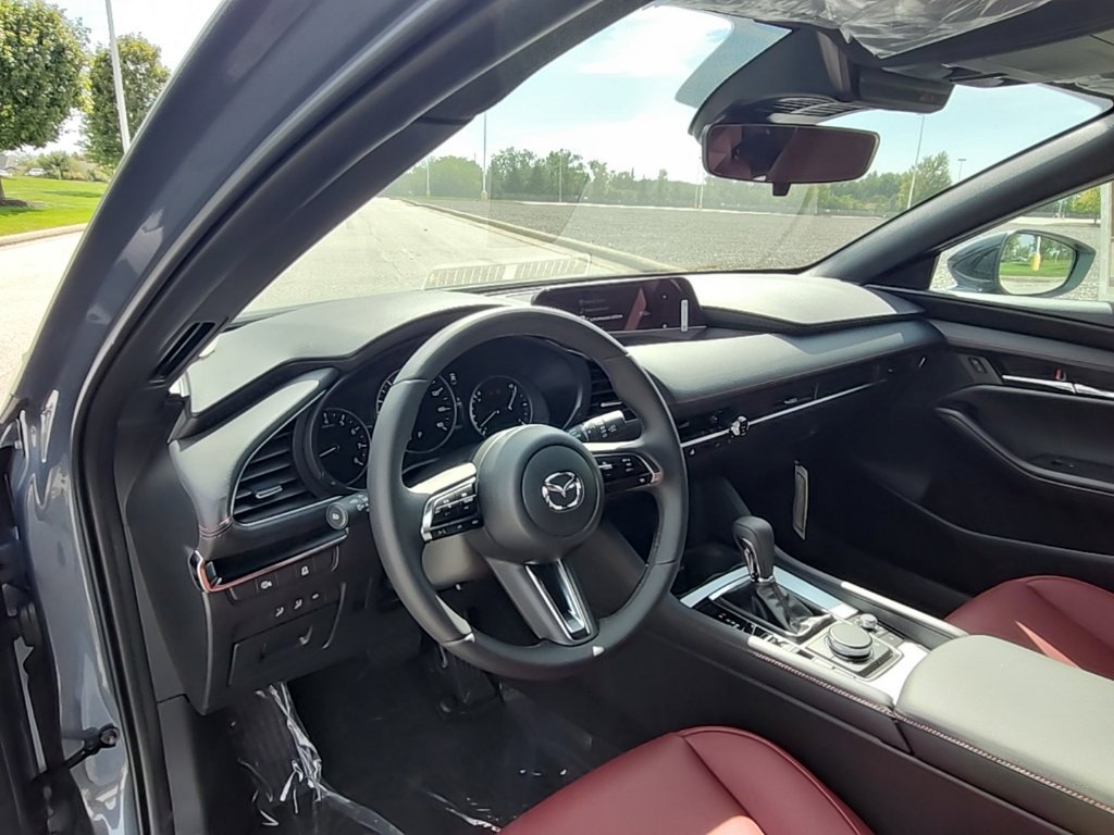 New 2026 MAZDA MAZDA3 Carbon AWD/4WD image 3