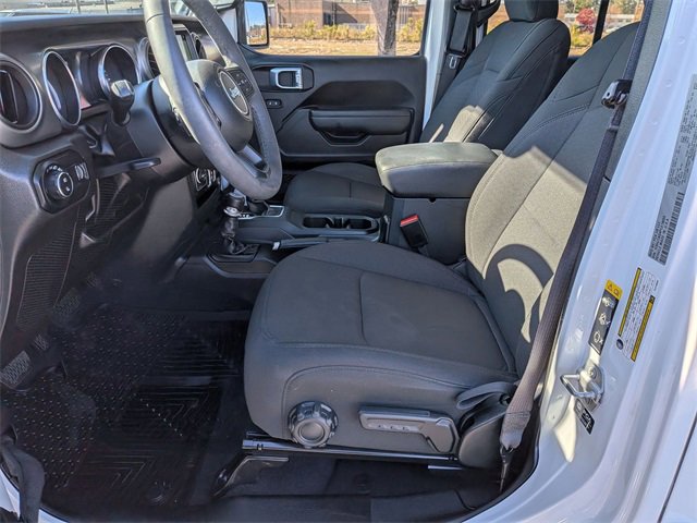 Used 2023 Jeep Gladiator Sport image 14