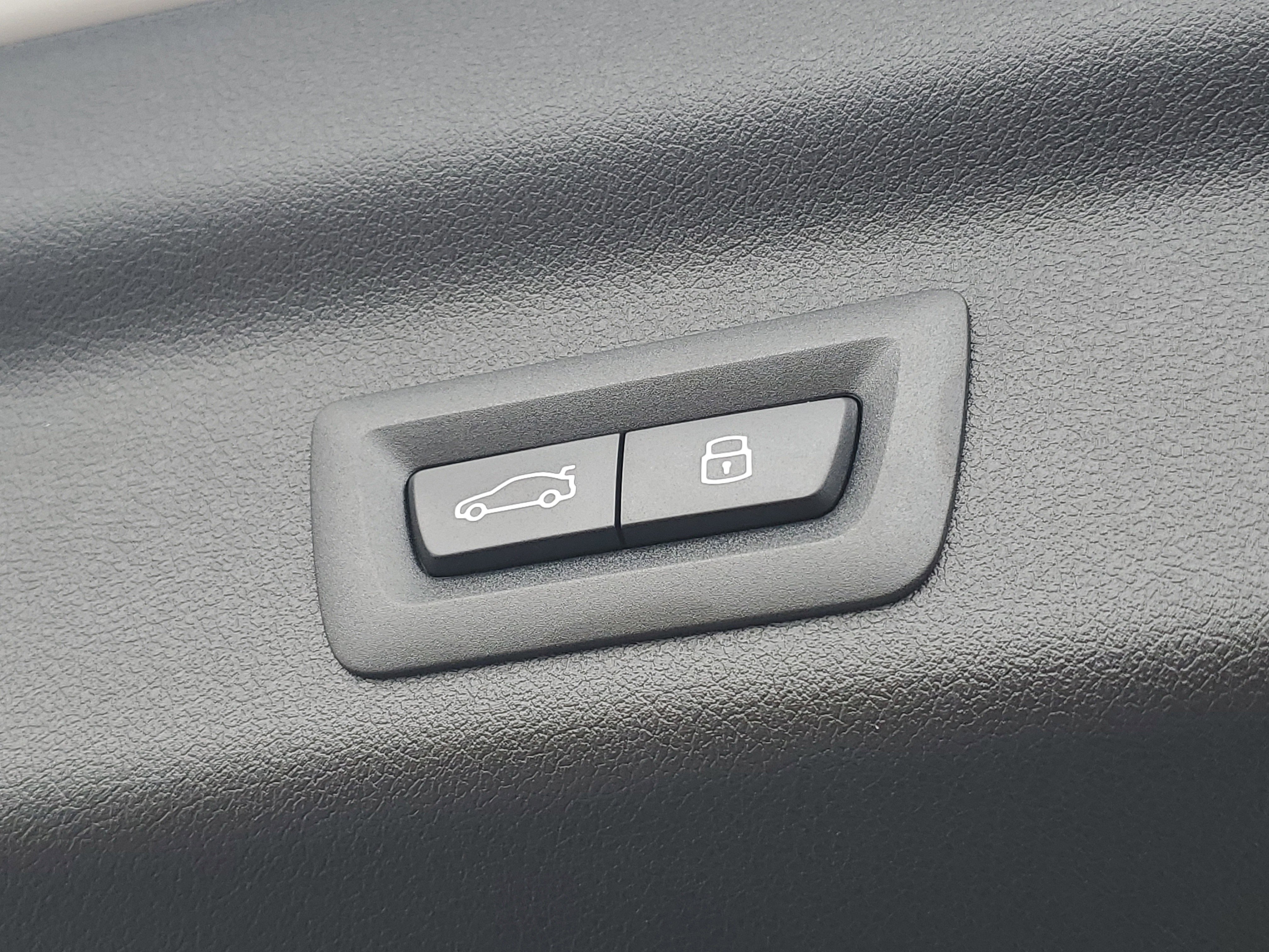 New 2026 BMW X1 xDrive28i w/ Technology Package image 27