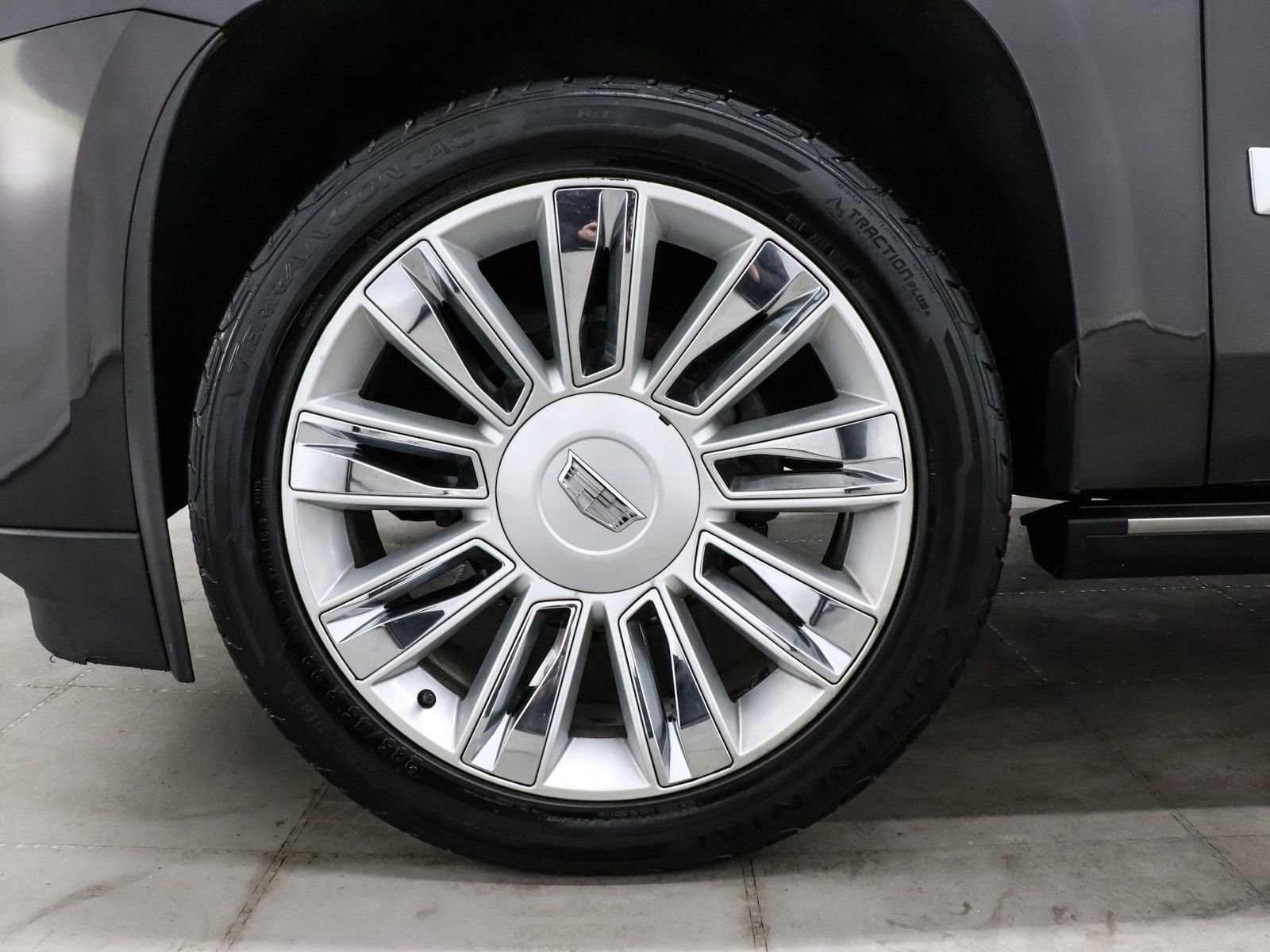 Used 2016 Cadillac Escalade Platinum image 8