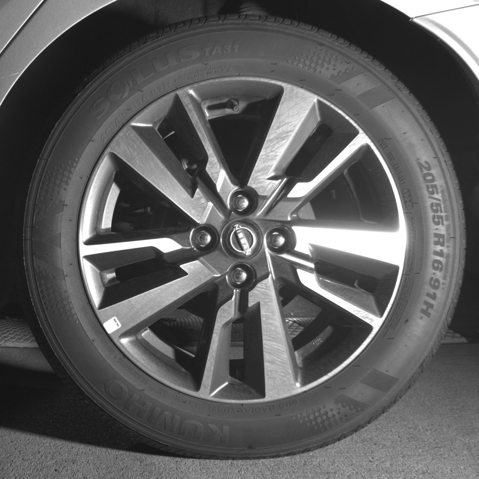 Used 2025 Nissan Versa SV image 14