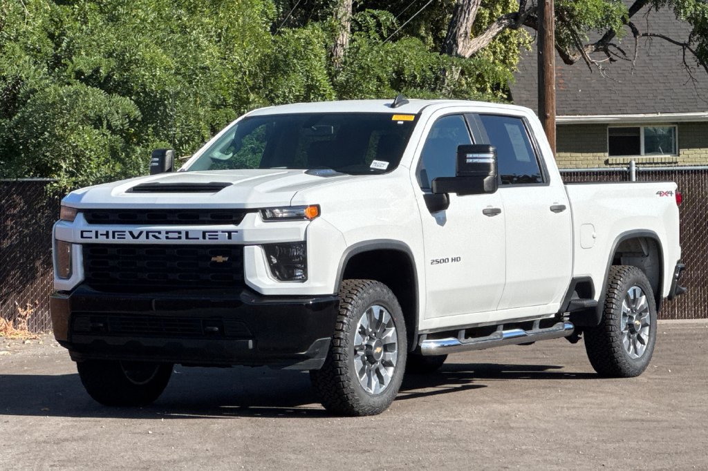 Used 2021 Chevrolet Silverado 2500 Custom w/ Custom Value Package AWD/4WD image 11