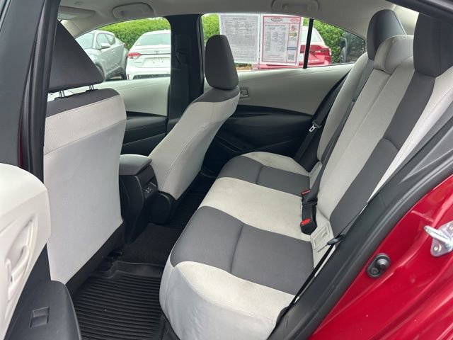 Used 2025 Toyota Corolla LE FWD image 16
