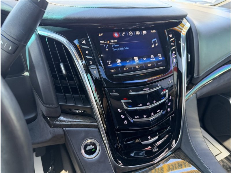 Used 2016 Cadillac Escalade Platinum AWD/4WD image 51
