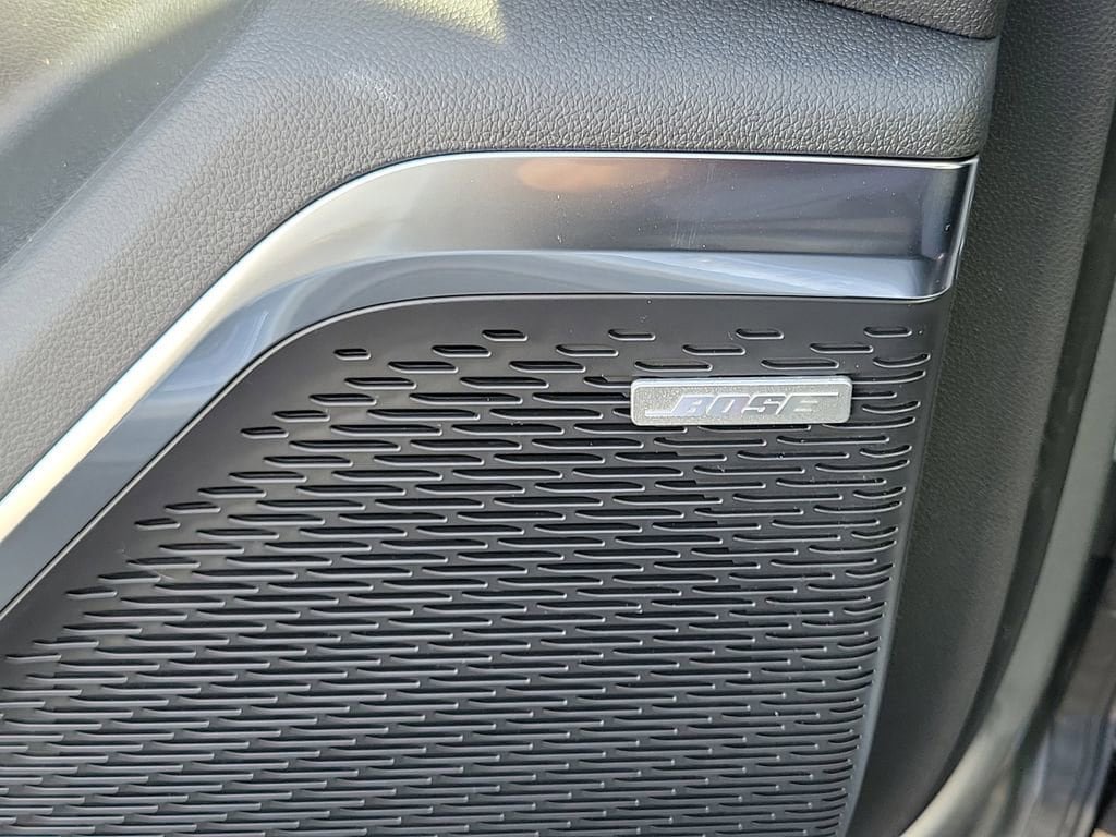 New 2026 Chevrolet Traverse RS w/ LPO, Floor Liner Package FWD image 13