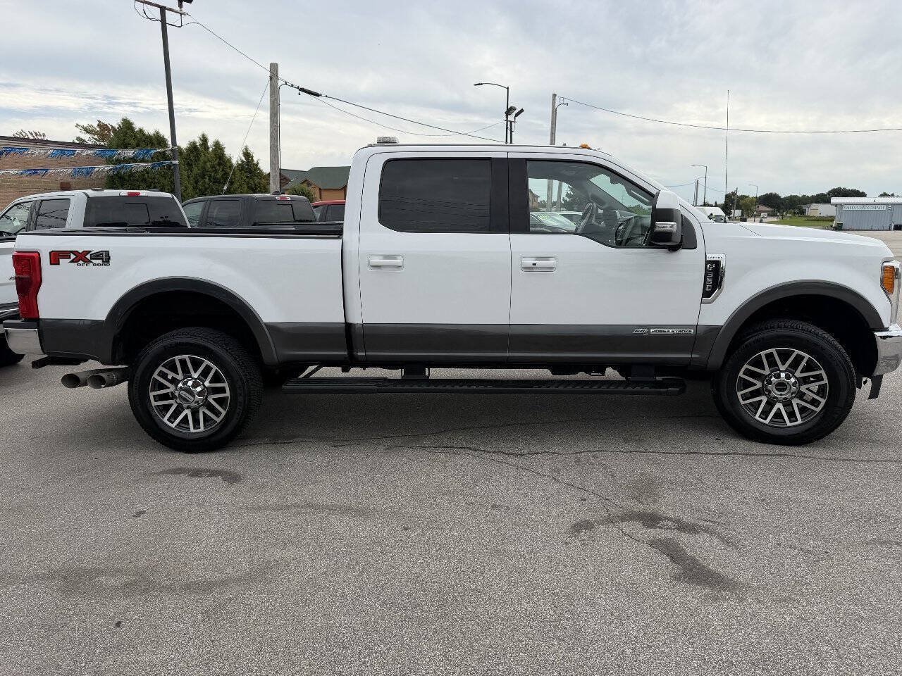 Used 2018 Ford F350 Lariat w/ Lariat Ultimate Package AWD/4WD image 13