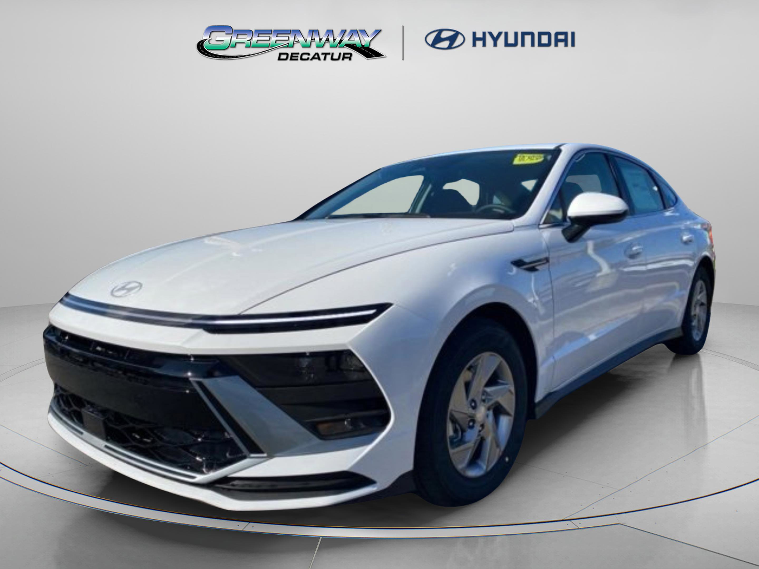 New 2026 Hyundai Sonata SE FWD image 3