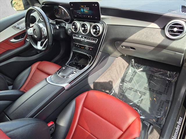 Used 2023 Mercedes-Benz GLC 300 4MATIC Coupe image 21