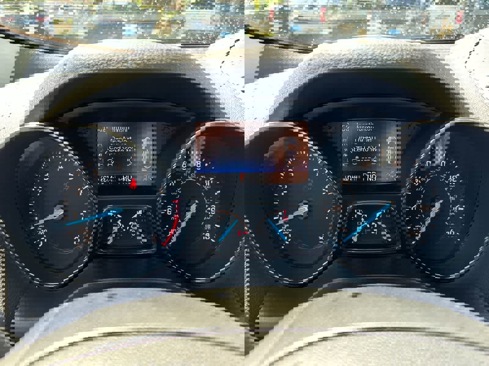 Used 2018 Ford Escape Titanium w/ Ford Safe & Smart Package AWD/4WD image 12