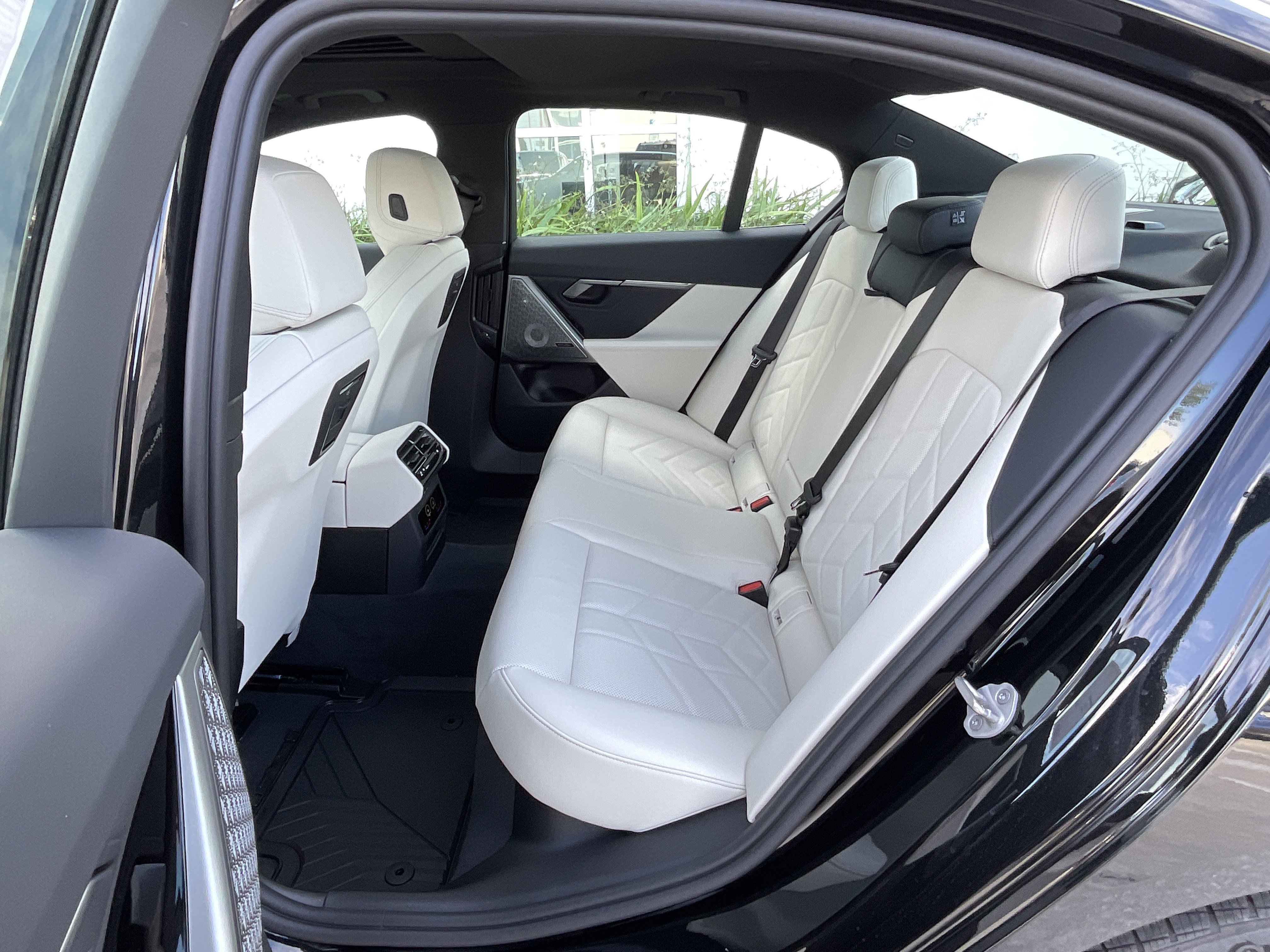New 2026 BMW 530i w/ M Sport Package image 26