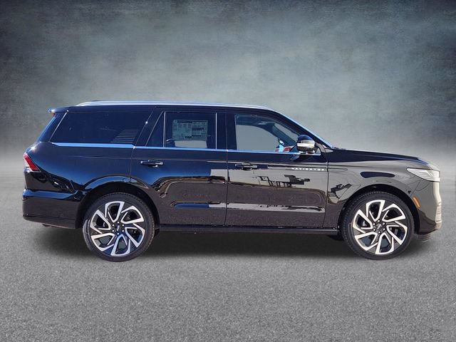 New 2026 Lincoln Navigator Black Label AWD/4WD image 8