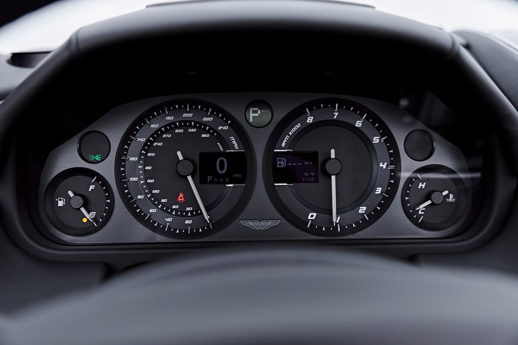 Used 2016 Aston Martin DB9 GT RWD image 70