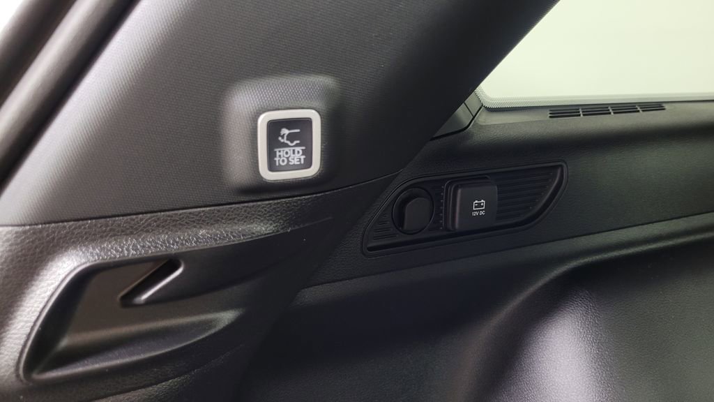 New 2025 Jeep Grand Cherokee Limited w/ Black Appearance Package image 12