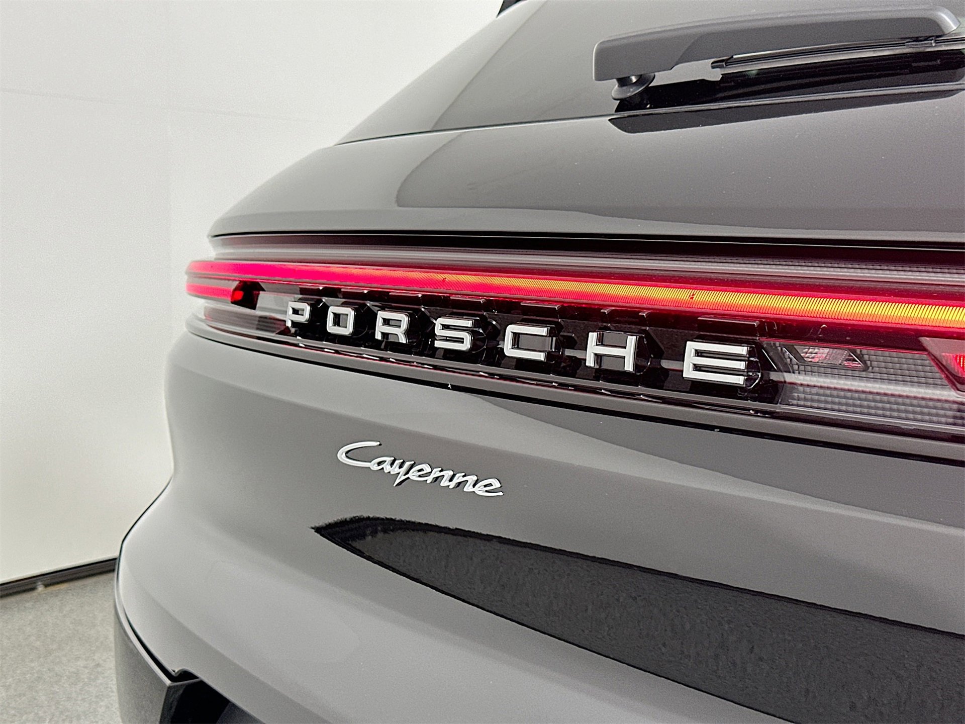 New 2026 Porsche Cayenne image 17