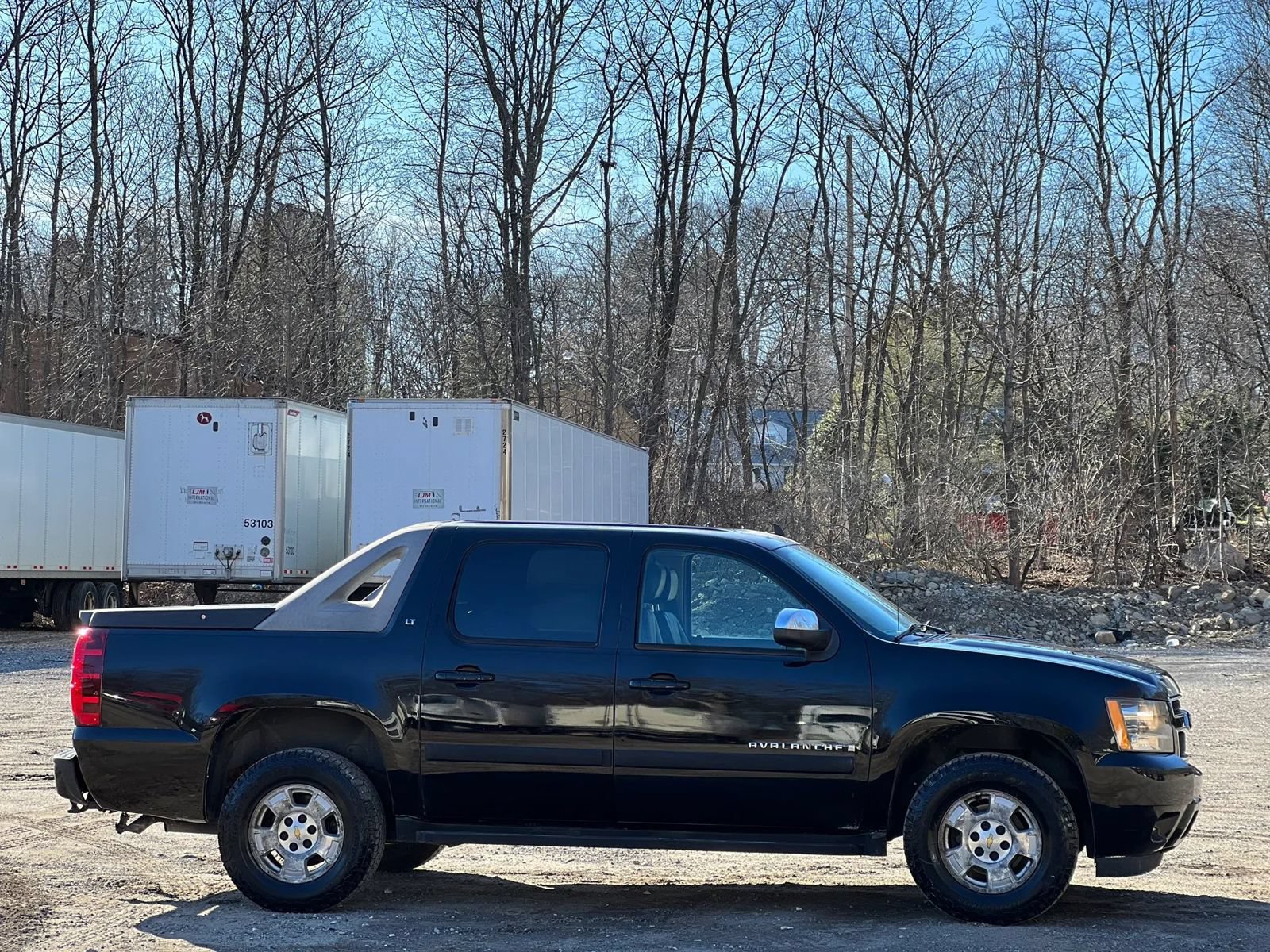 Used 2007 Chevrolet Avalanche LT w/ LT Preferred Equipment Group AWD/4WD image 7