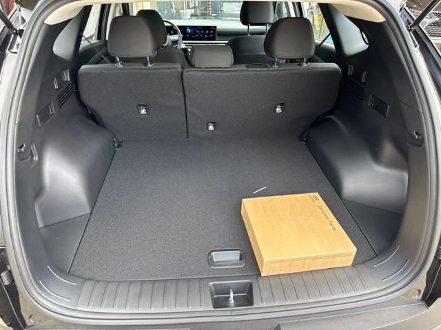 New 2026 Hyundai Tucson Blue SE FWD image 12