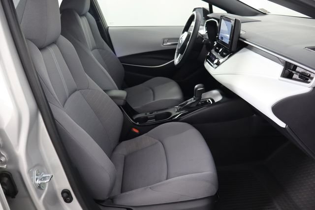 Used 2025 Toyota Corolla SE FWD image 18
