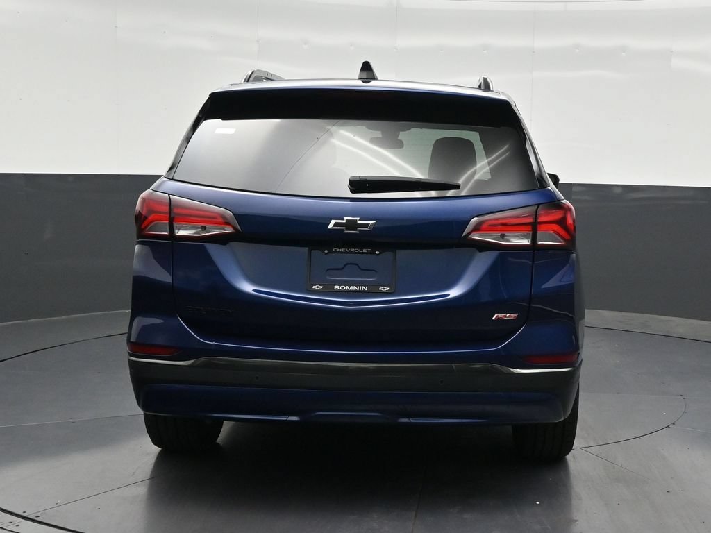 Used 2023 Chevrolet Equinox RS FWD image 4