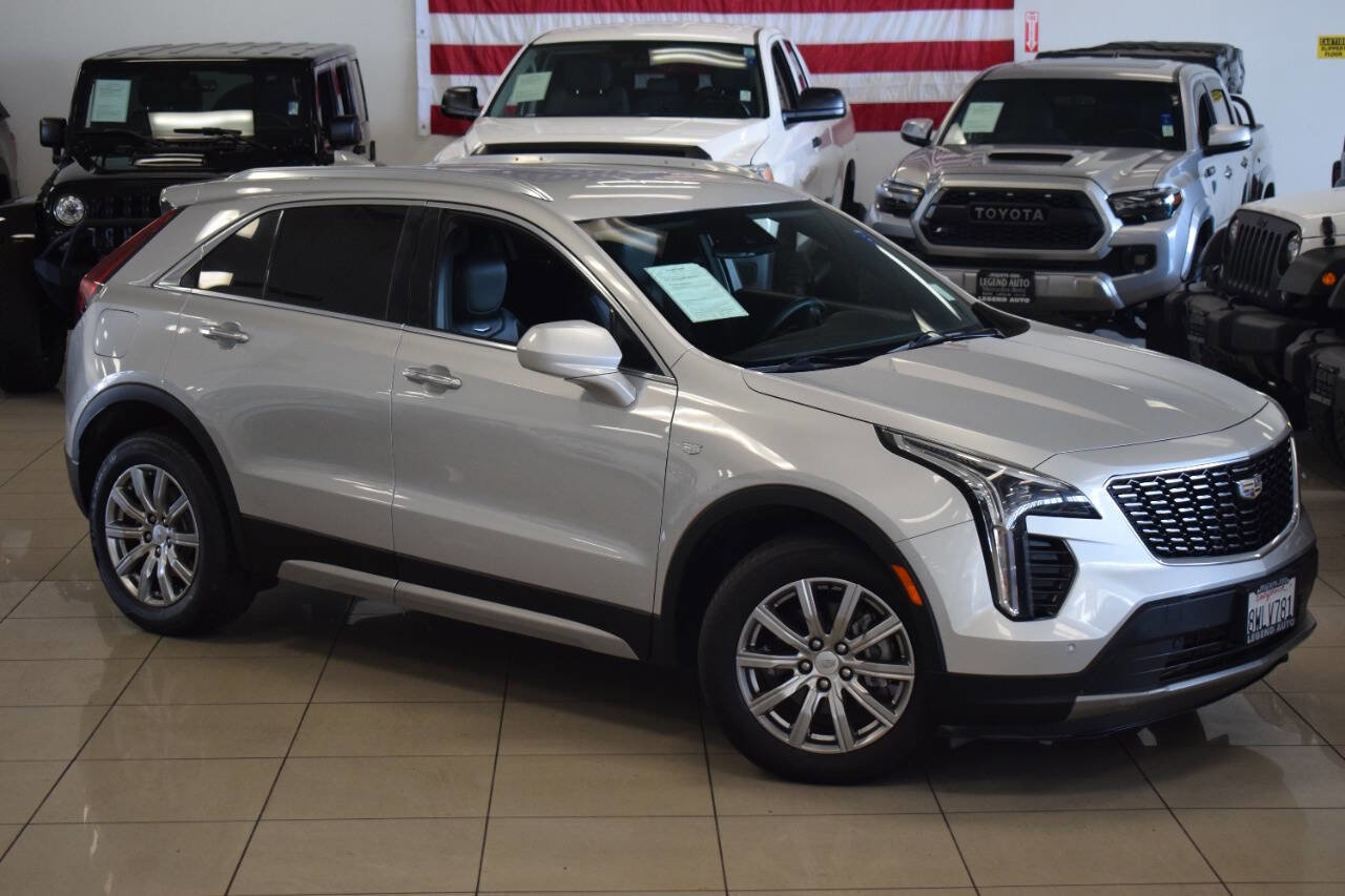 Used 2020 Cadillac XT4 Premium Luxury FWD image 2