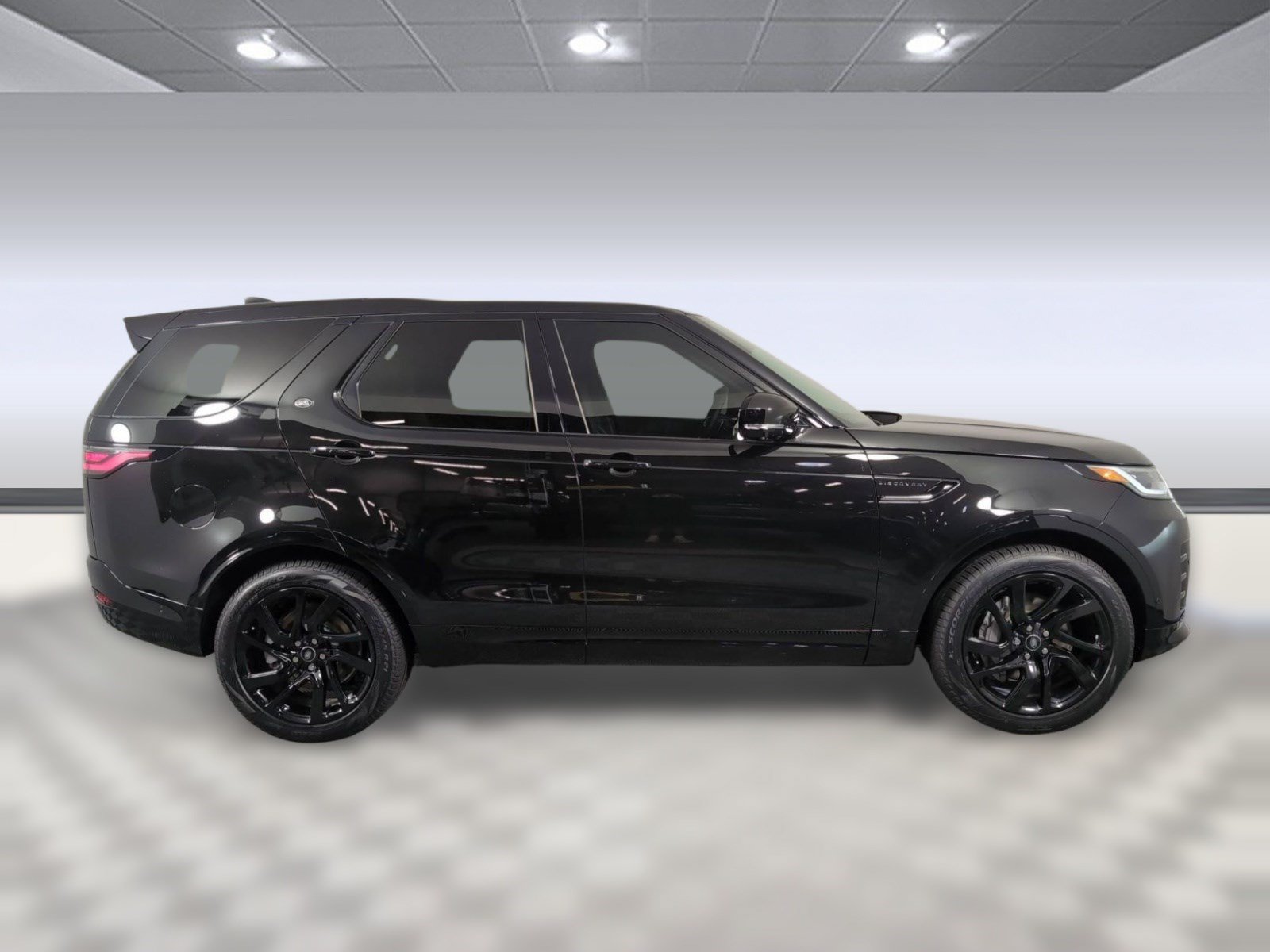 Certified 2025 Land Rover Discovery Dynamic SE AWD/4WD image 7
