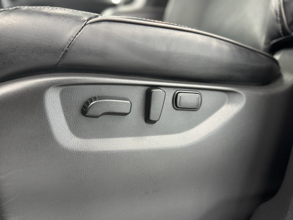 Used 2024 INFINITI QX80 Luxe image 16