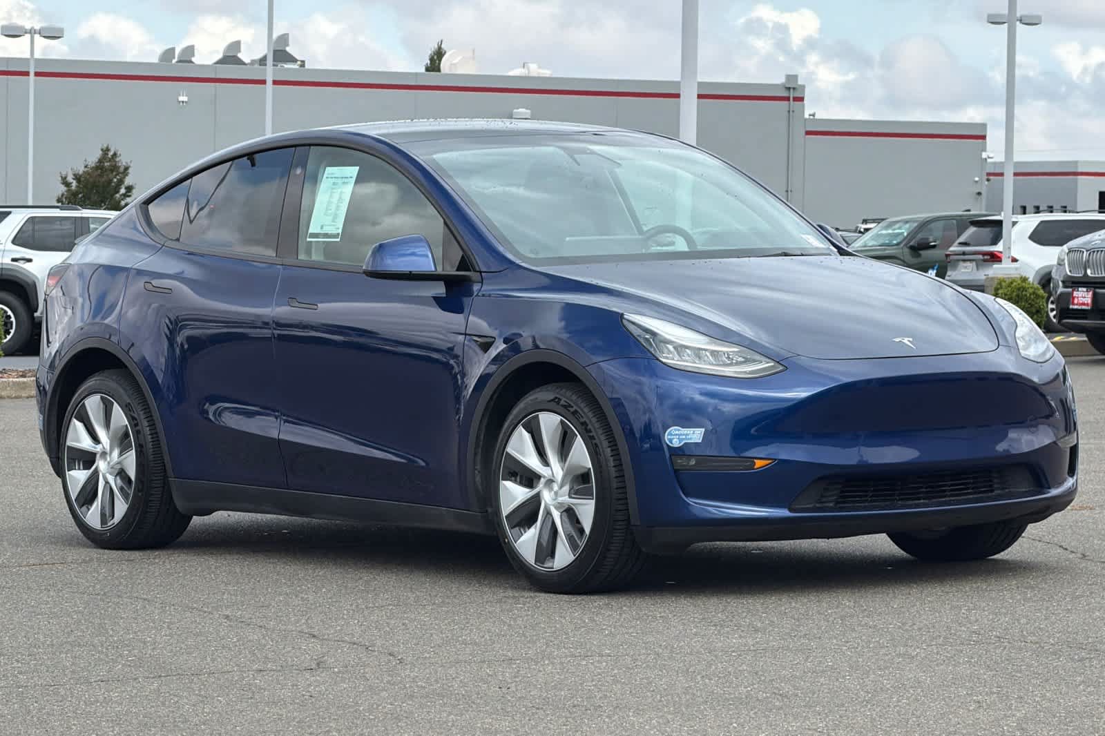 Used 2021 Tesla Model Y Long Range AWD/4WD image 5