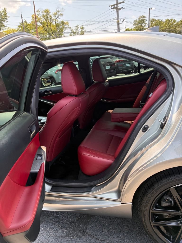 Used 2019 Lexus IS 300 F Sport w/ F Sport Package AWD/4WD image 28