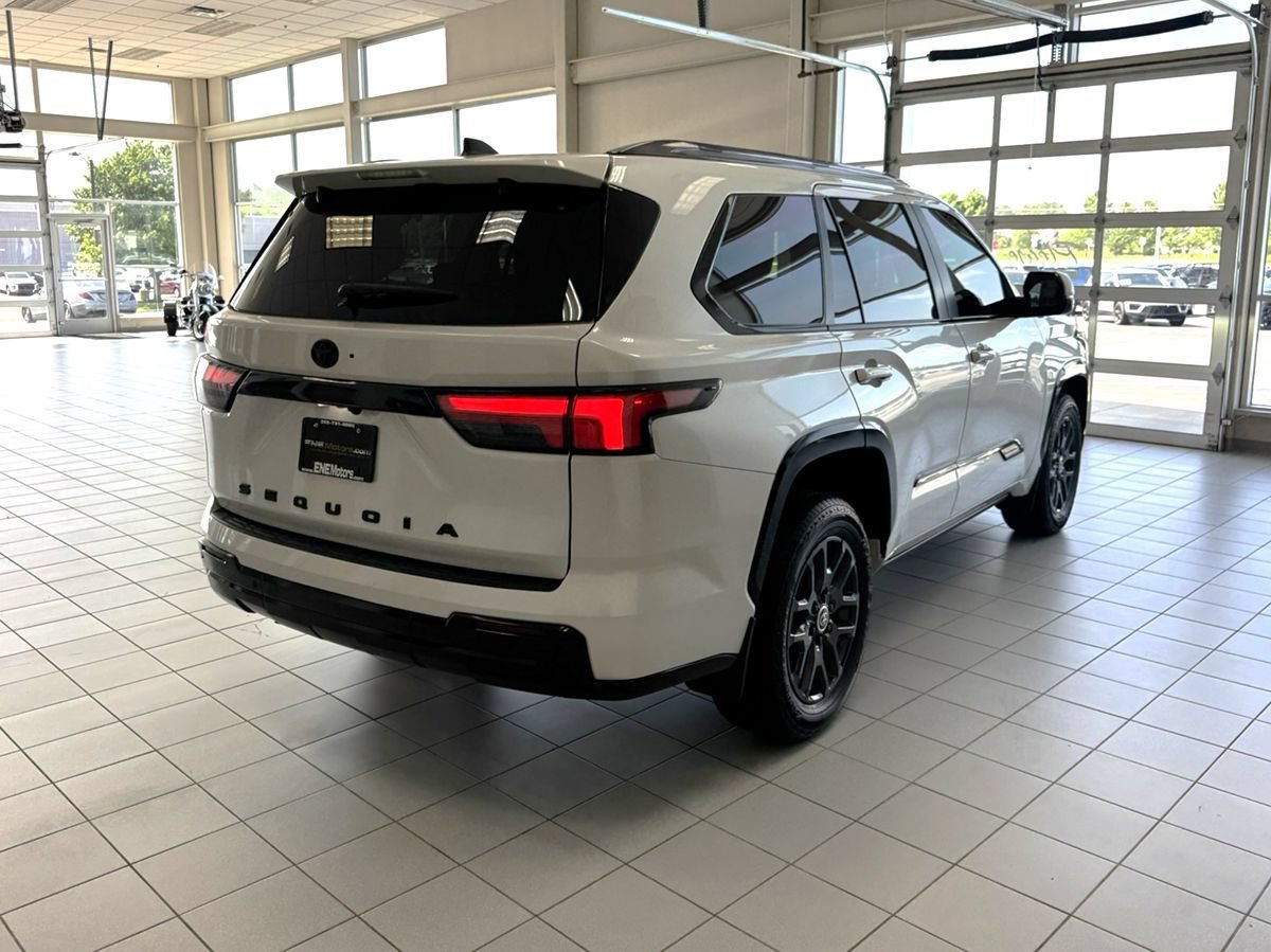 Used 2024 Toyota Sequoia Platinum AWD/4WD image 75