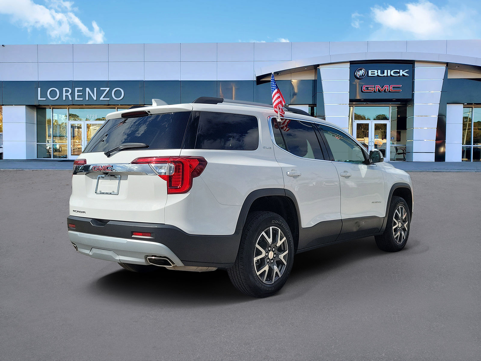 Used 2023 GMC Acadia SLE w/ Driver Convenience Package FWD image 5