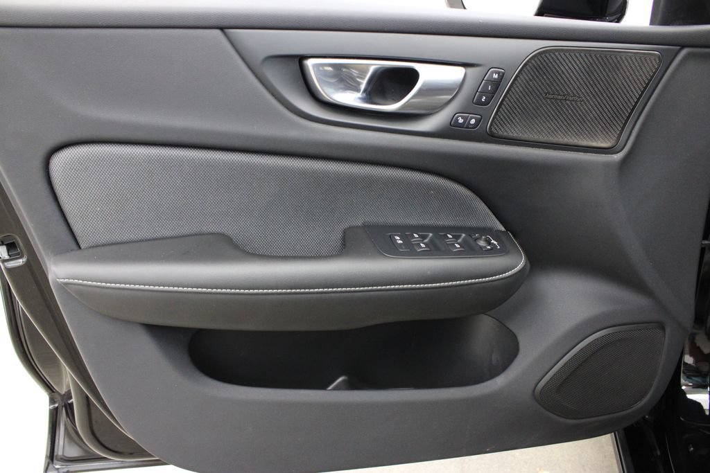 Certified 2024 Volvo S60 T8 Plus w/ Climate Package AWD/4WD image 18