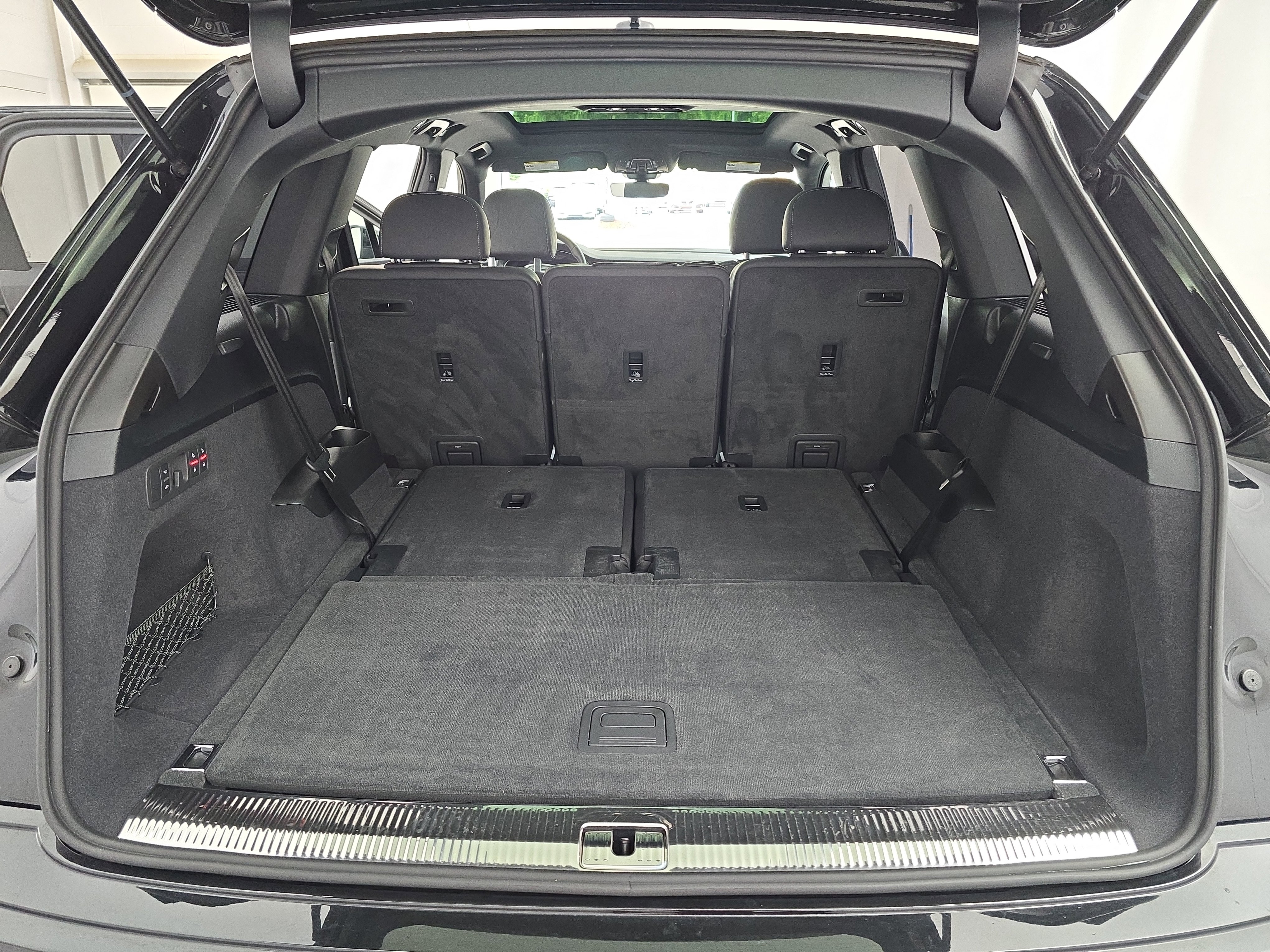 Used 2025 Audi Q7 3.0T Prestige AWD/4WD image 14