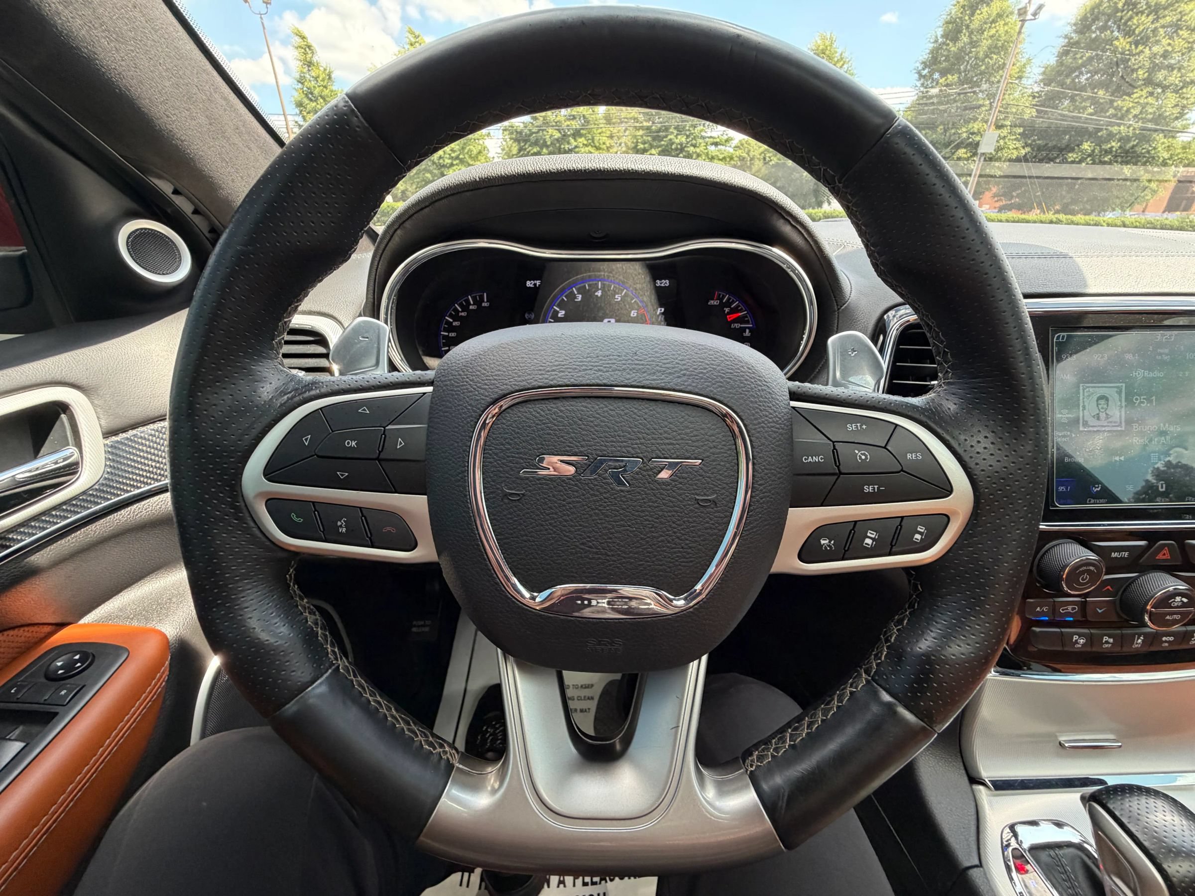 Used 2020 Jeep Grand Cherokee SRT AWD/4WD image 29