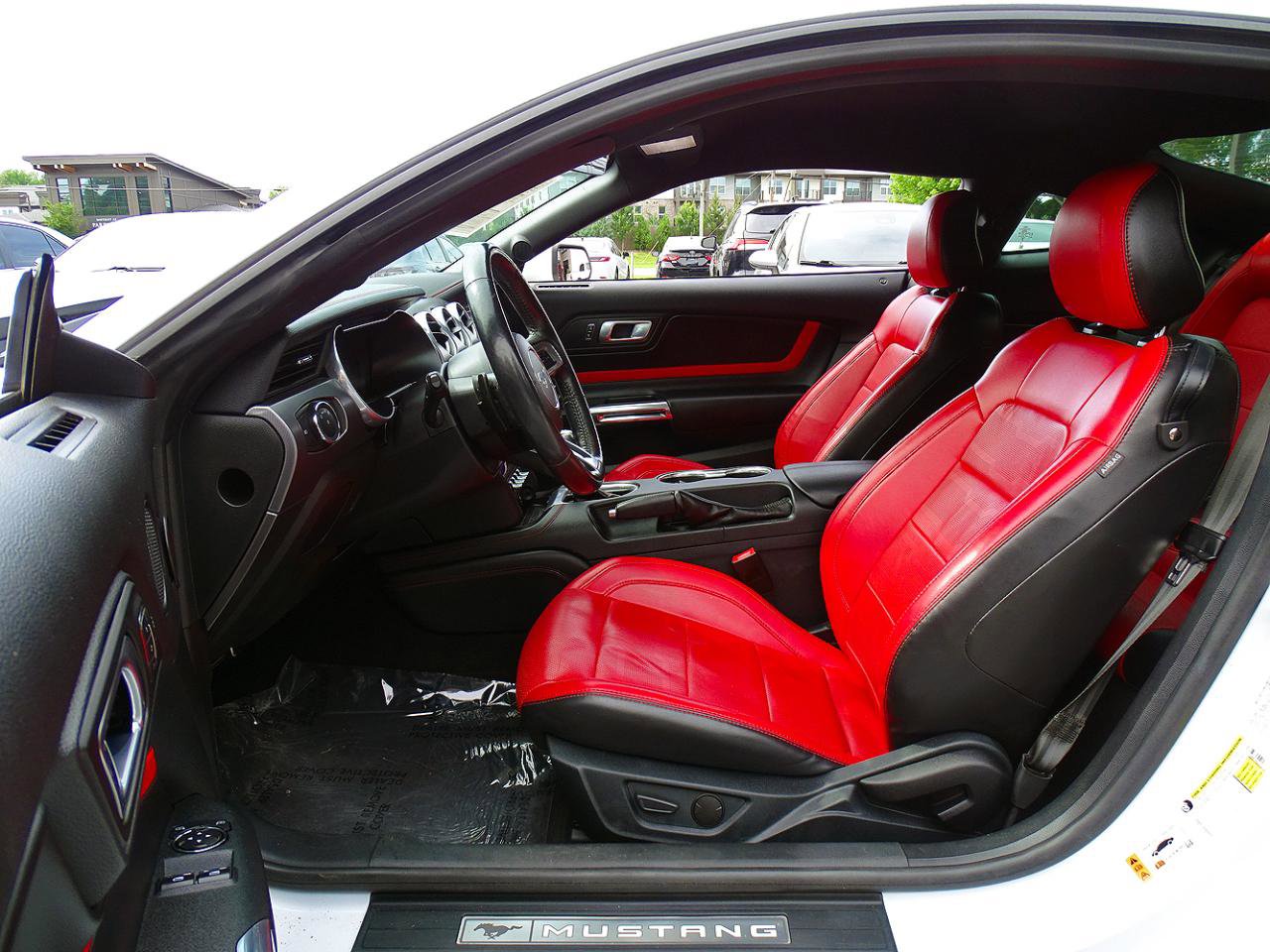Used 2020 Ford Mustang GT Premium w/ Equipment Group 401A RWD image 18