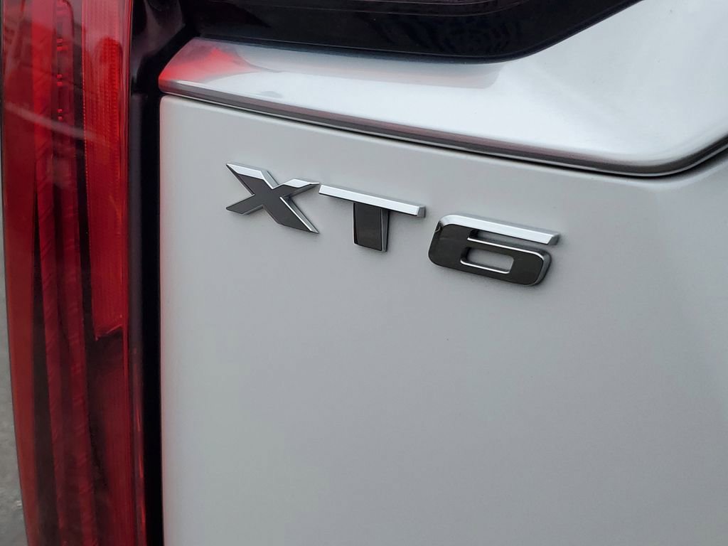 Certified 2024 Cadillac XT6 Luxury FWD image 31