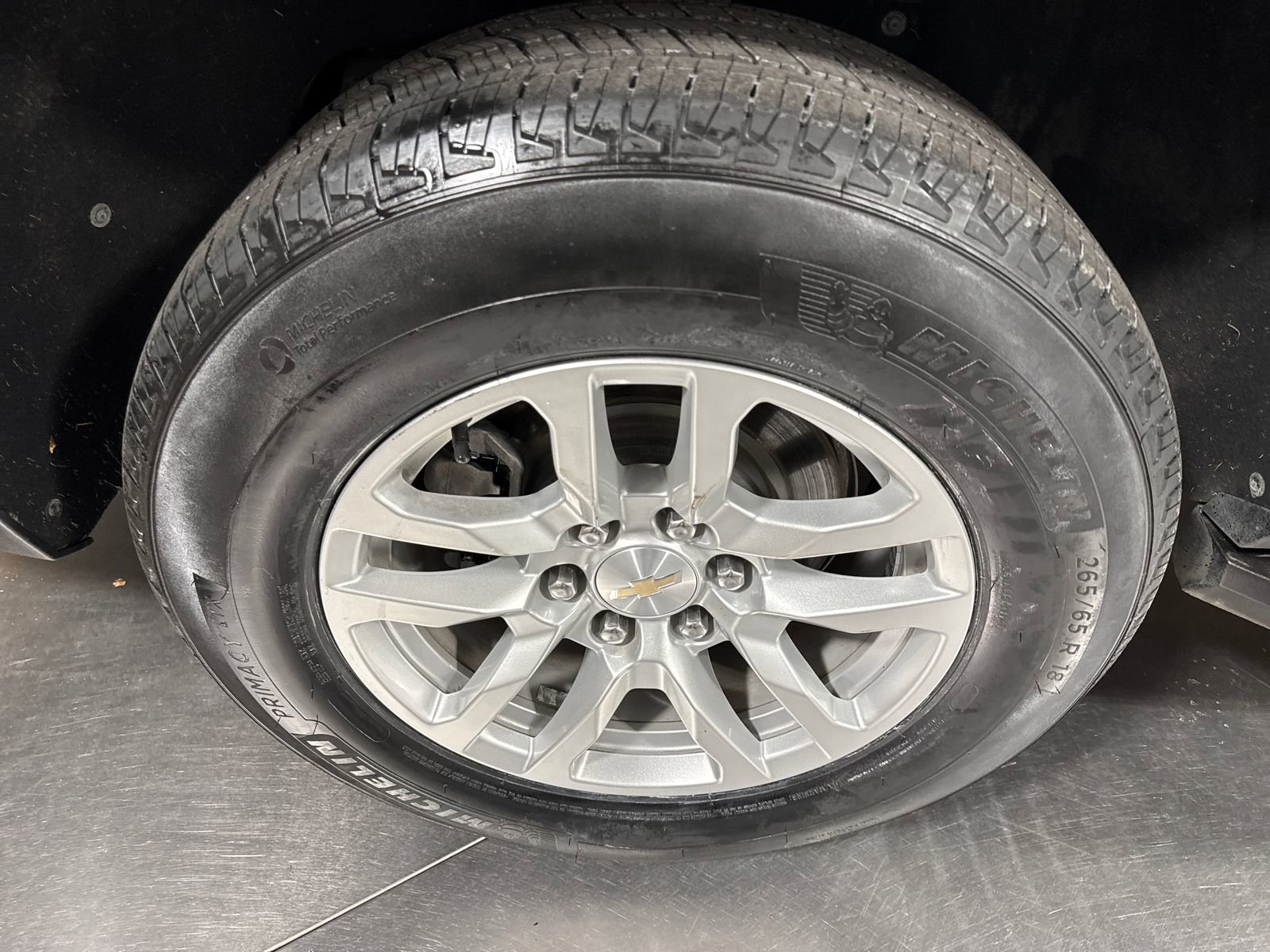 Used 2021 Chevrolet Suburban LS AWD/4WD image 13