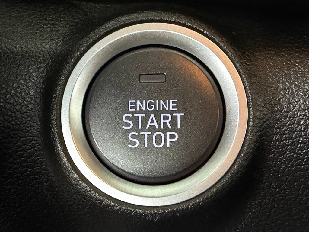 Used 2023 Hyundai Kona SEL FWD image 27