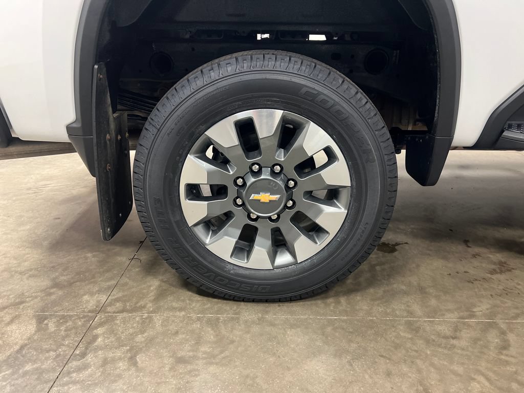 Certified 2022 Chevrolet Silverado 2500 Custom w/ Gooseneck/5TH Wheel Package AWD/4WD image 10