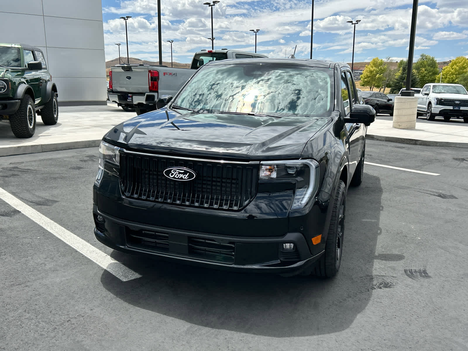 New 2025 Ford Maverick Lobo image 2