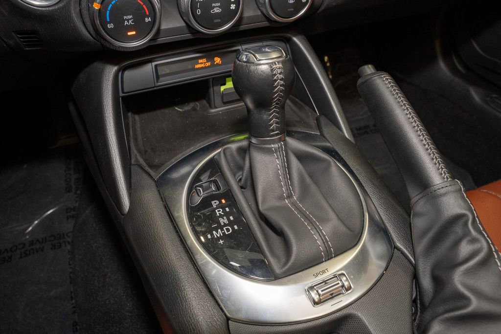 Used 2023 MAZDA MX-5 Miata Grand Touring image 19