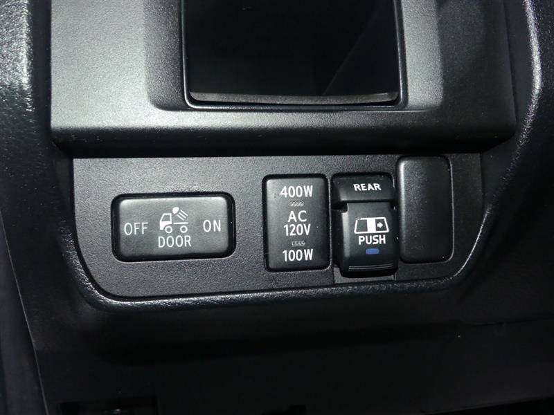 Used 2017 Toyota Tacoma TRD Off-Road w/ Tow Package image 25