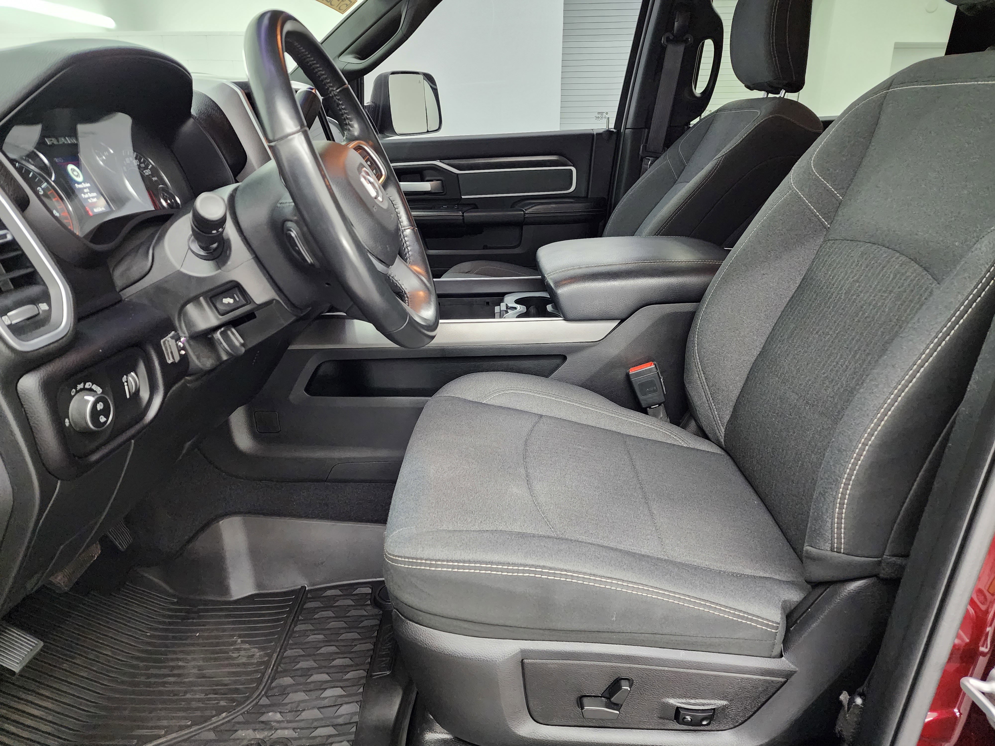 Used 2021 RAM 2500 Big Horn w/ Night Edition image 8