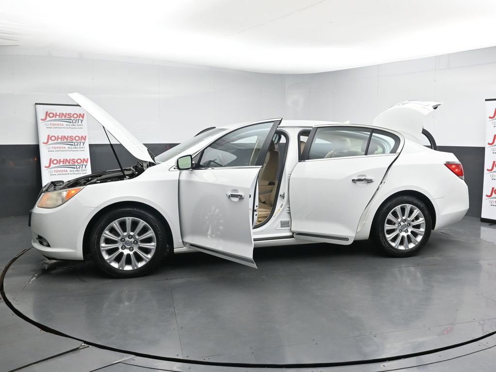 Used 2013 Buick LaCrosse Leather w/ Entertainment Package image 43