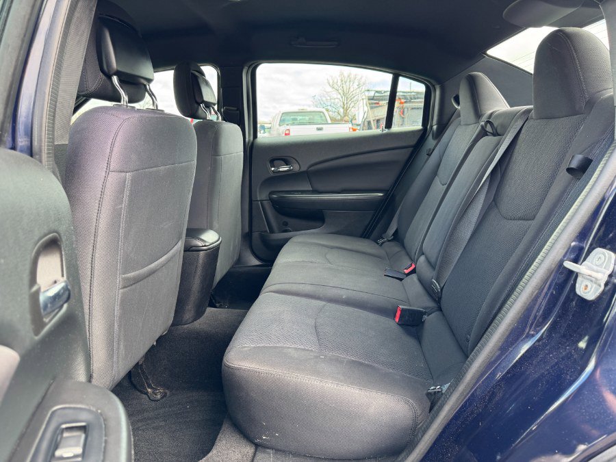 Used 2014 Chrysler 200 LX image 16